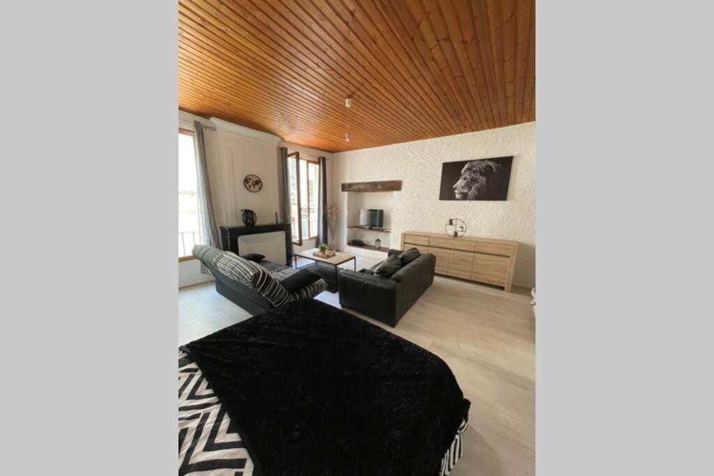 Yin Yang Apartment Niort Exterior foto